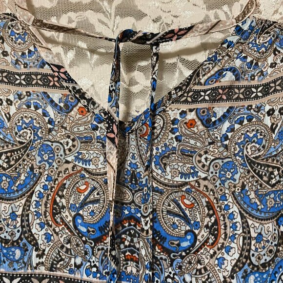 Signature Studio Boho blouse w/lace shoulders & top back, size M - Picture 4 of 11